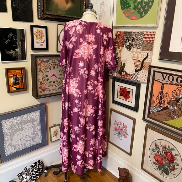 Only Necessities Purple White Pink Polyester Short Sleeve Zip Front House Dress - Picture 4 of 7